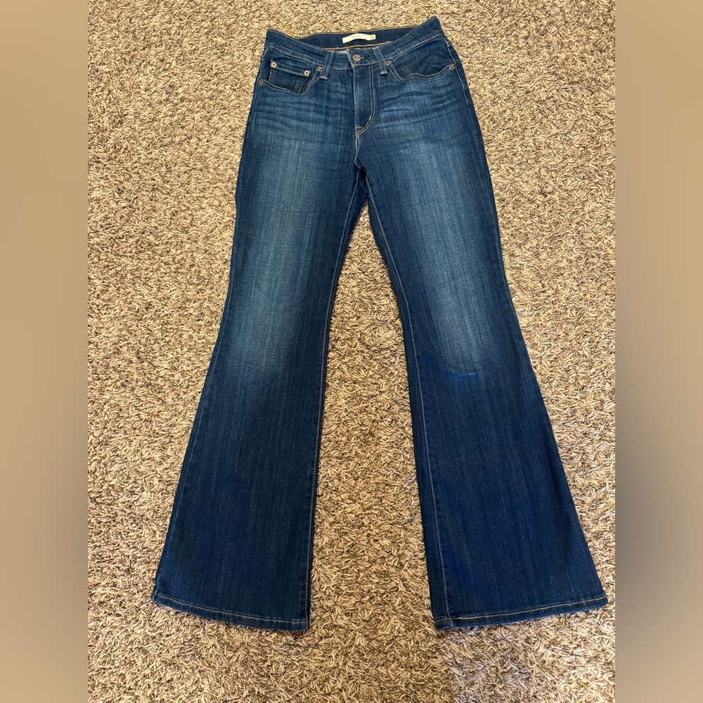 Levi High Waist Flare Jeans Size 28/6